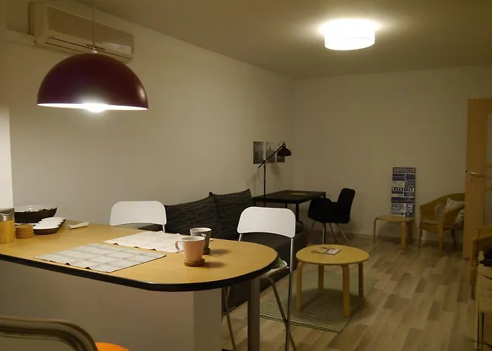 Urban Nest Dorobanti Готель